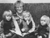 Angela Schneider mit ihren 3 Kindern. v. l.: Katia Marie, Anna, Tillmann. Foto Krüger