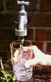 Wasser aus unserem Dorstener Grund und Boden. Es könnte Dorsten-Wasser heißen, trägt aber den Namen RWW